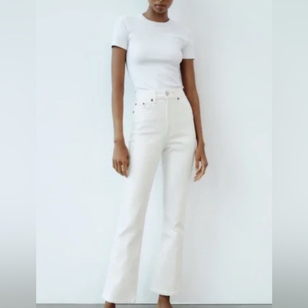 white zara jean!